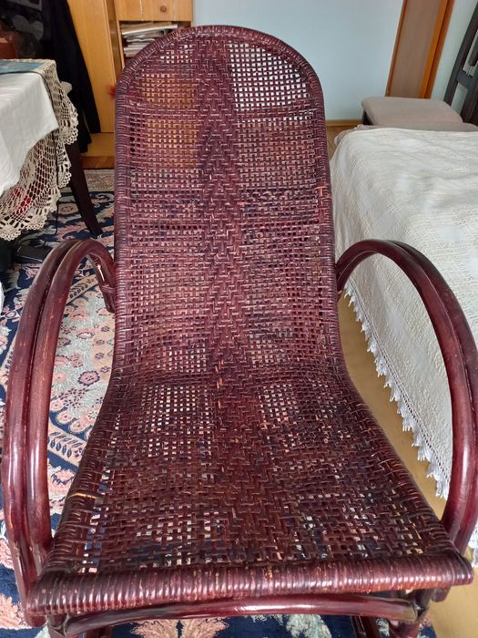 Лежанка - люлеещ се стол, състояние - отлична