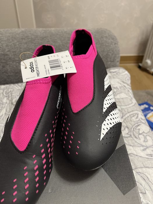 Бутсы адидас оригинал новый