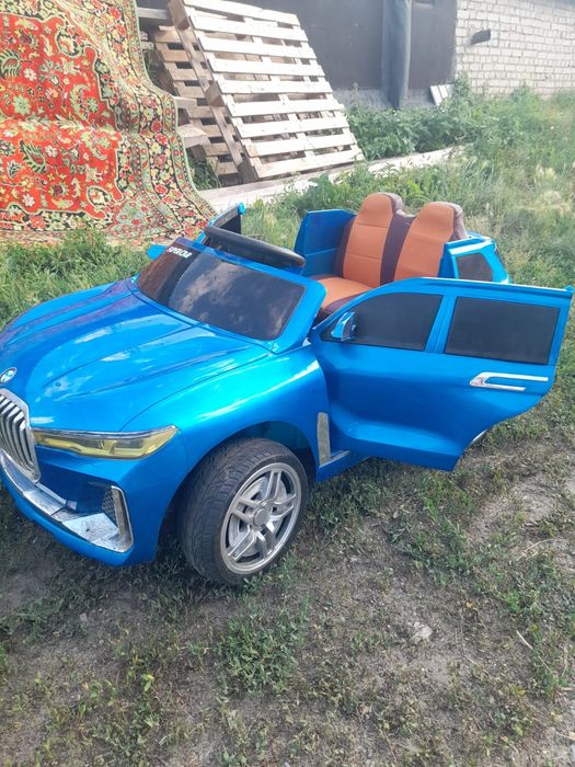Машина детская в Костанае.