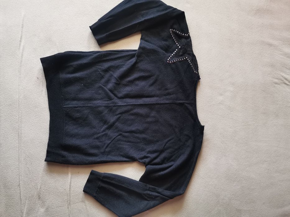 Детски пуловери Guess