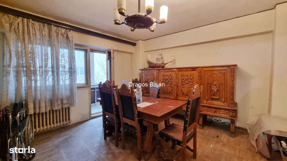 Dorobanti ASE // 4 camere // 1980