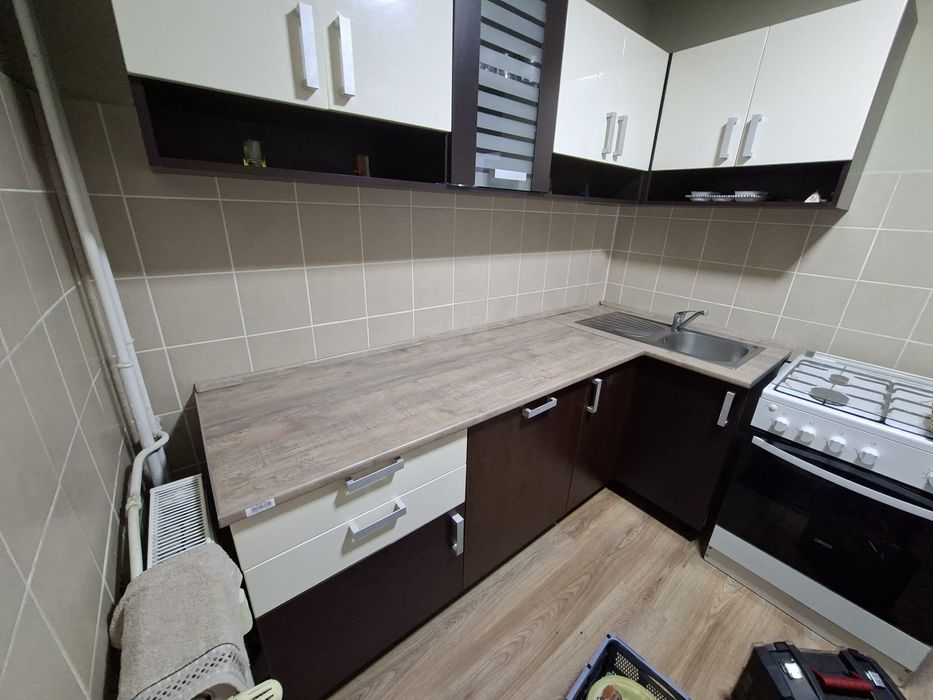 Mobilier la comandă