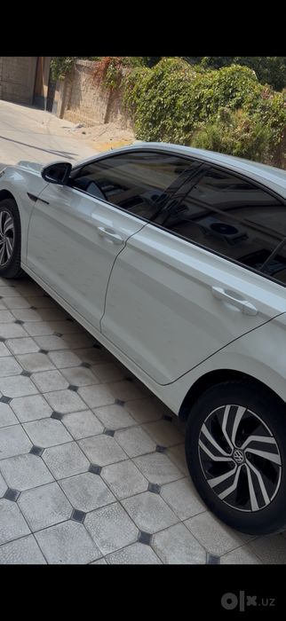 Volkswagen e-bora sotiladi