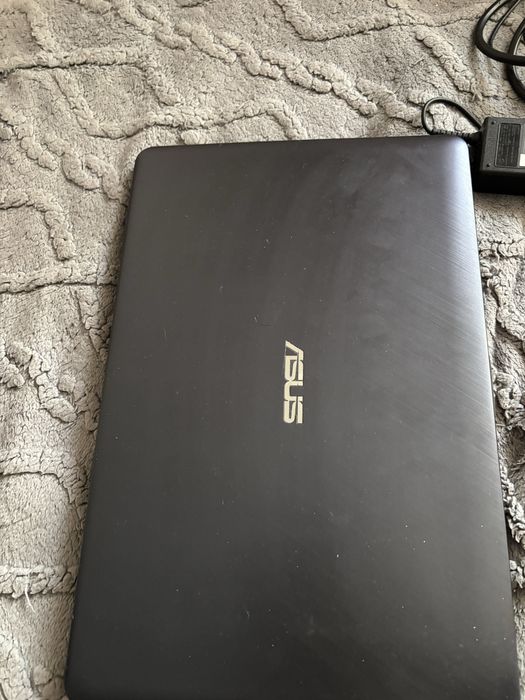Ноутбук Asus/Intel pentium gold/Nvidia mx110