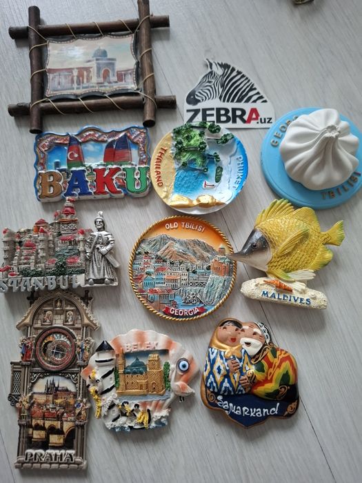 Продаются мягкие игрушки, в хорошем состочнии и магнитики для холодиль