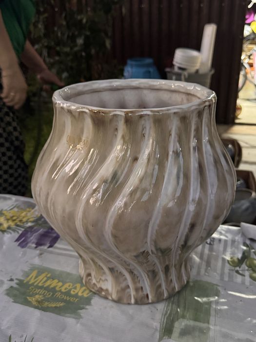 Горшки керамические , вазы
