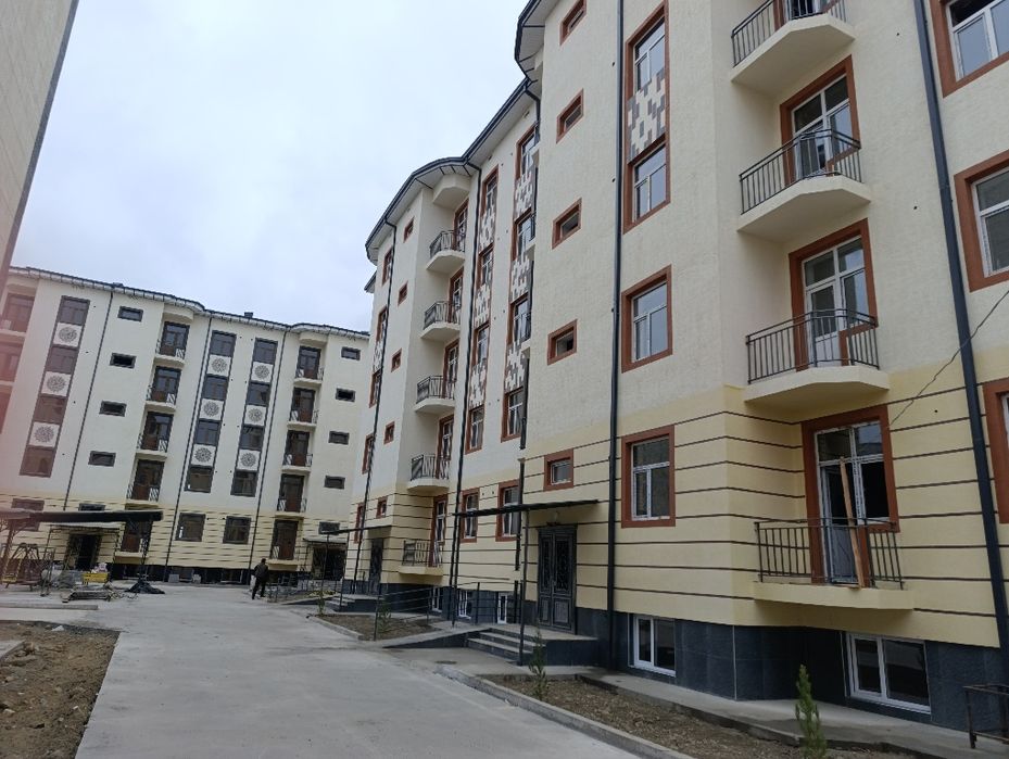 Jundor cityda qurilgan yamgi domda 2 va 3 xonali kvartiralar sotiladi