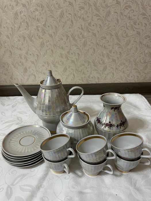 Продам чайный сервиз.