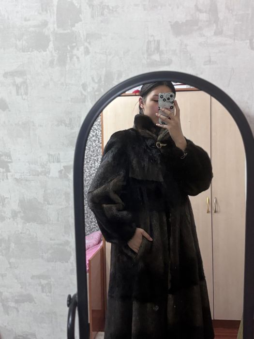 Продам норковую шубу