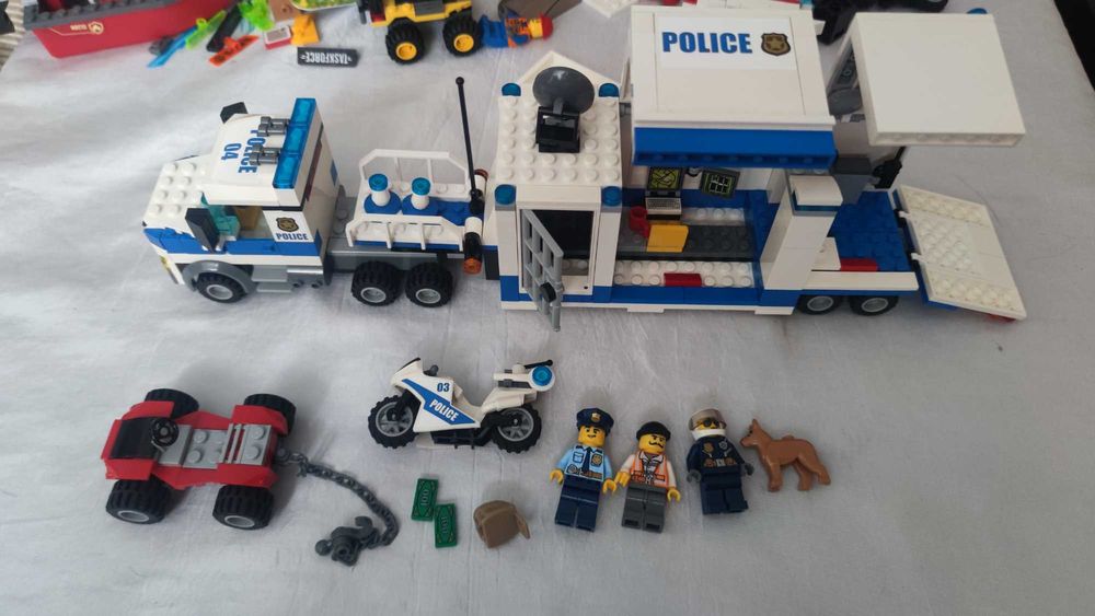 Продавам много Лего Град Сити Lego City част 2 Полицейски комплекти