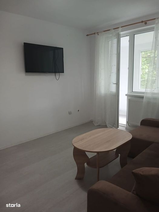 Micro 2(Scoala nr 7) | MOBILAT UTILAT | Centrală Nouă | 46 mp+Balcon — fotografia 3