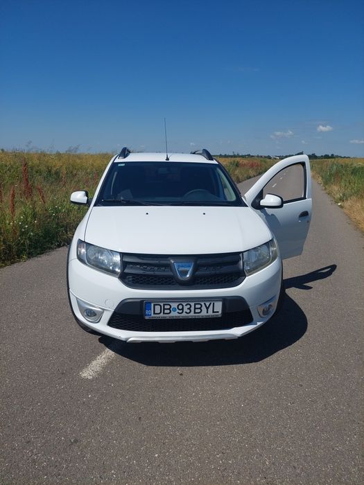 Vând Dacia Sandero Stepway