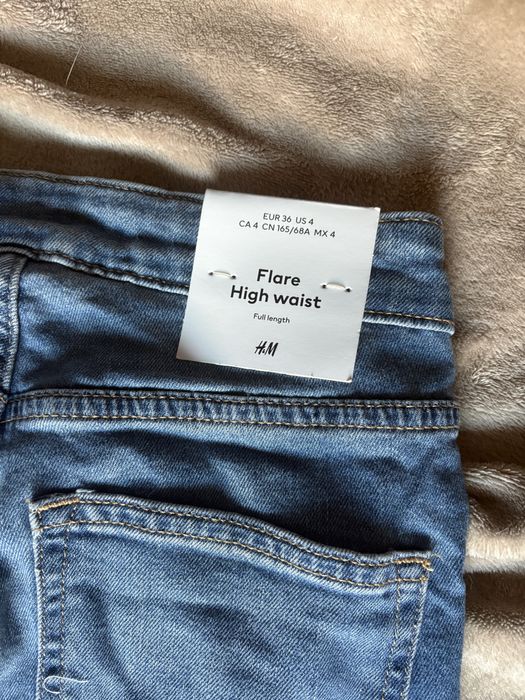 Blugi Evazați cu Talie Înaltă H&M, Nepurtați, Cu Etichetă, XS
