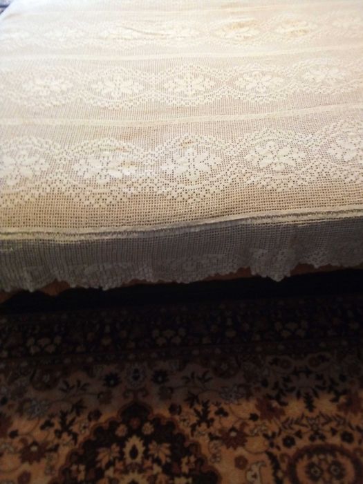 Плетена покривка за легло