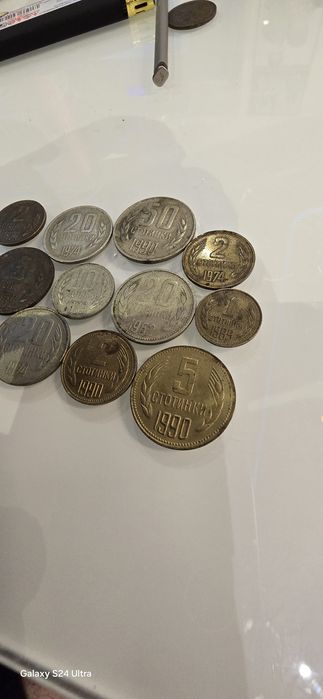 Български банкноти и монети