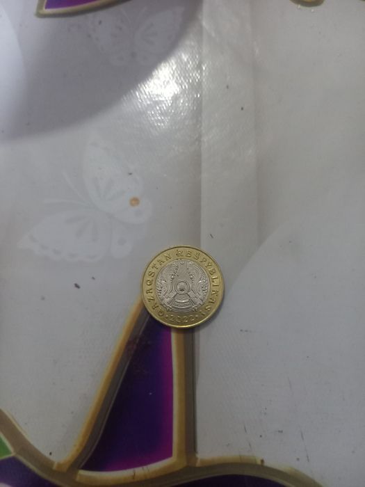 Продам юбилейный монеты