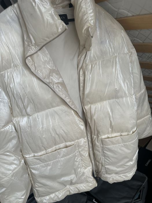 Продам куртку брендовую