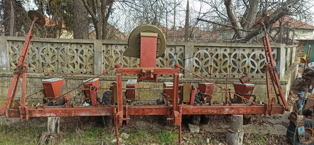 Сеялка ,, Окопен култиватор,