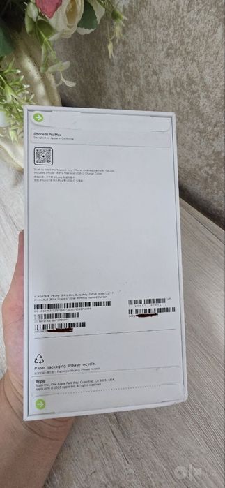 Iphone 18 pro max 256 burgundiy.