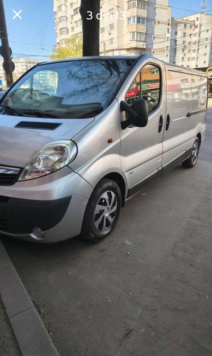 Vând Opel Vivaro 2.0