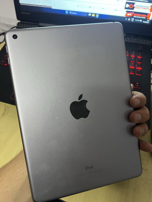 IPAD 5 128GB като нов