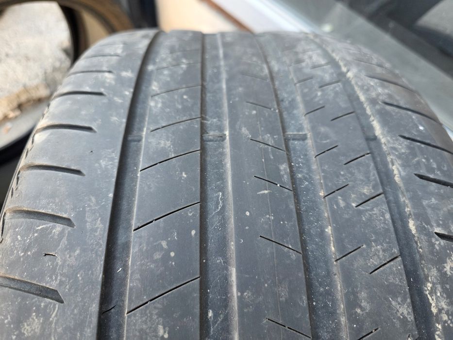 1бр Лятна гума 275 35 21 - Bridgestone Runflat