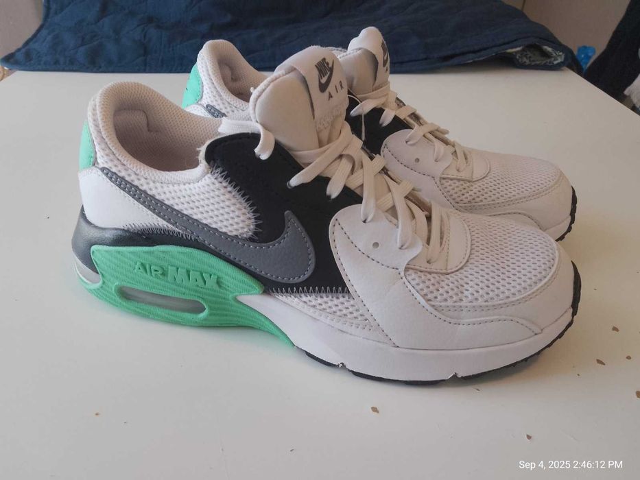 Оригинални Маратонки Nike Air Max Excee 40