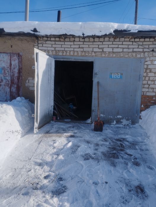 Продам гараж в кааператаве Космос .