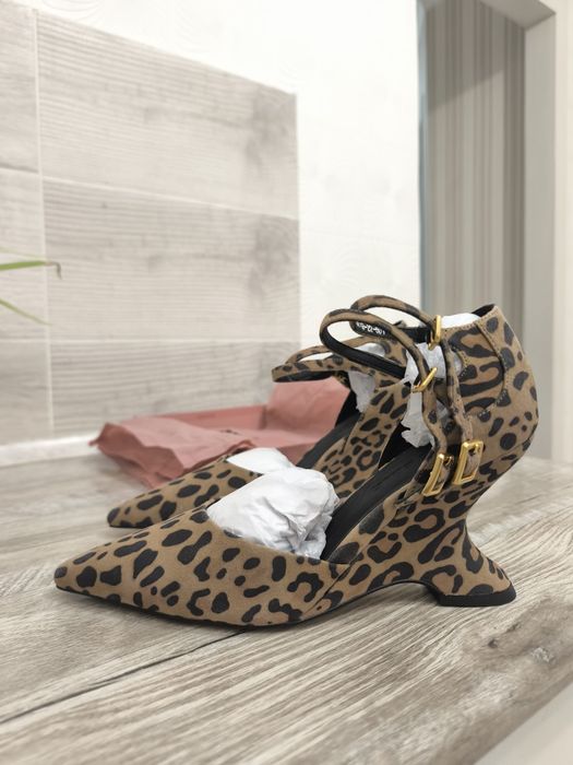 Продам туфли из натуральной замши