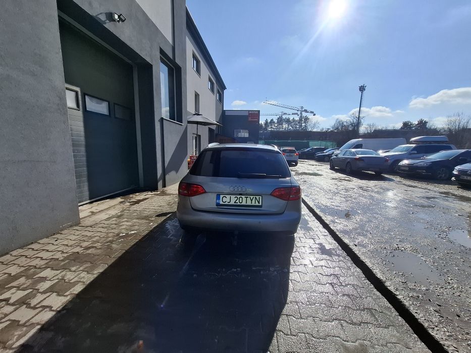 Vand urgent Audi A4 b8