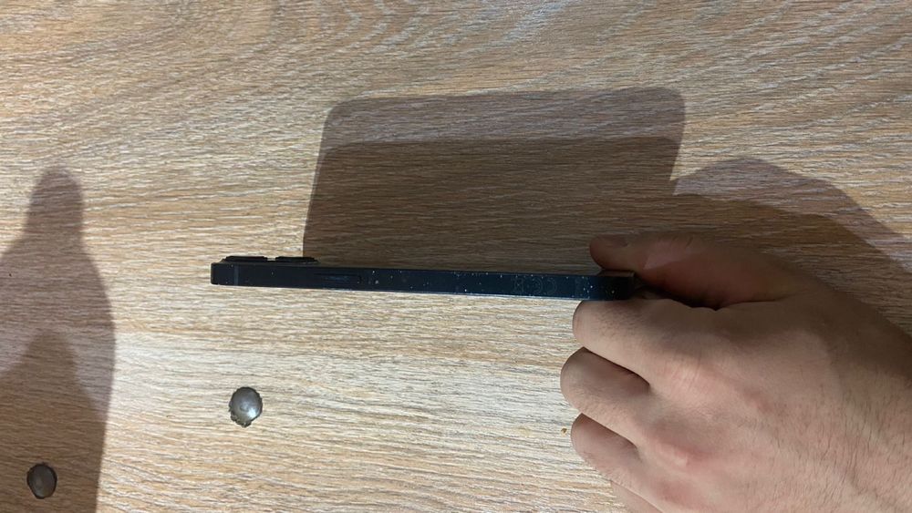 Айфон 13    Черный 128GB