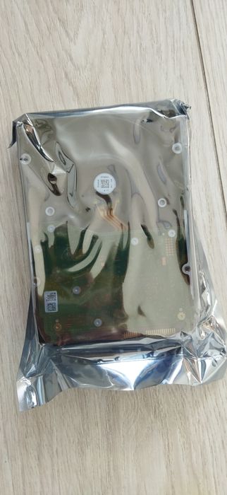 Жёсткий диск HDD HPE 12 Tb новый