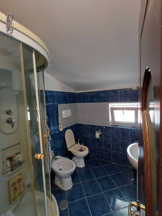 Apartament duplex spatios de 3 dormitoare si 2 living-uri | 124 mp |