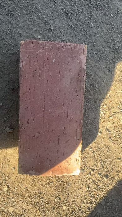 Красный кирпич  Жжонный