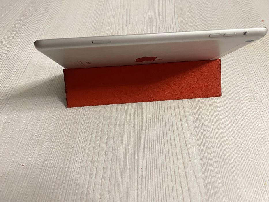 Apple iPad mini MD545TU/A Wi-Fi + 4G (64GB), бел