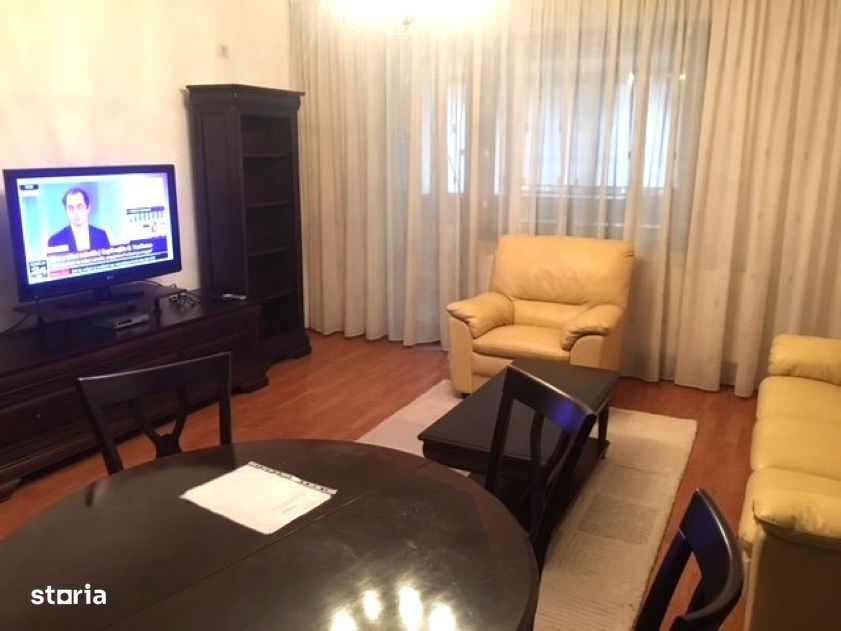 Apartament spatios 3 camere ~ Parter inalt ~ Balcon 8 mp