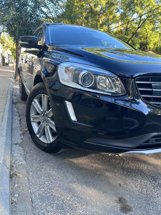 Volvo  XC60 D4  2.0d  190 cp