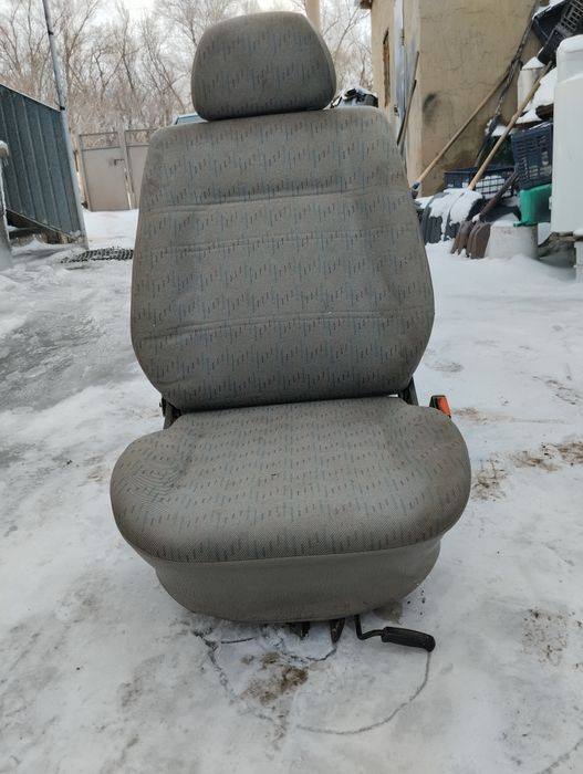 Сидение на гольф 3 правое.