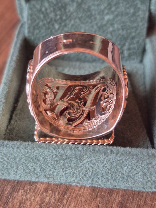 Продам мужскую печатку