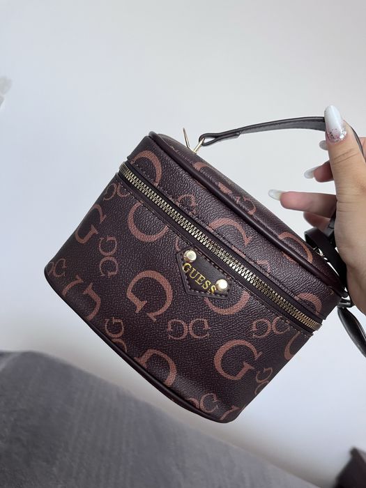 Geanta Guess noua
