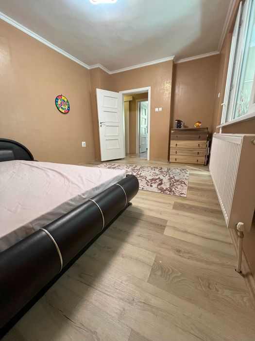 Продава се Тристаен апартамент в Русе, Център - 95 кв.м за 1264 €/кв.м - Снимка #14