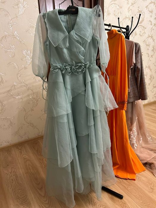 Вечерние платья для девушек