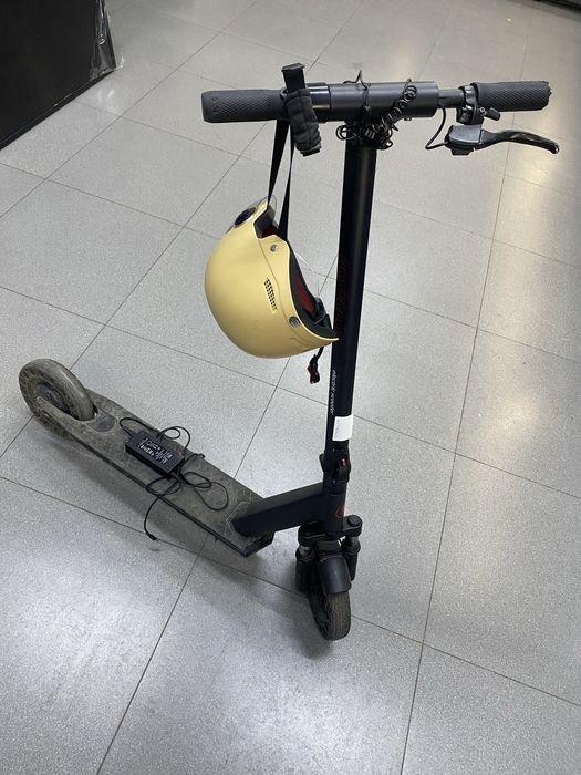 Электросамокат Hoverbot