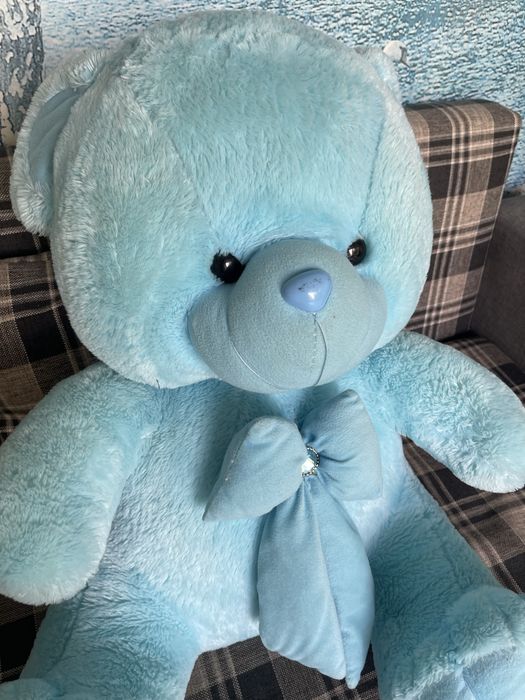 продается плюшевый мишка