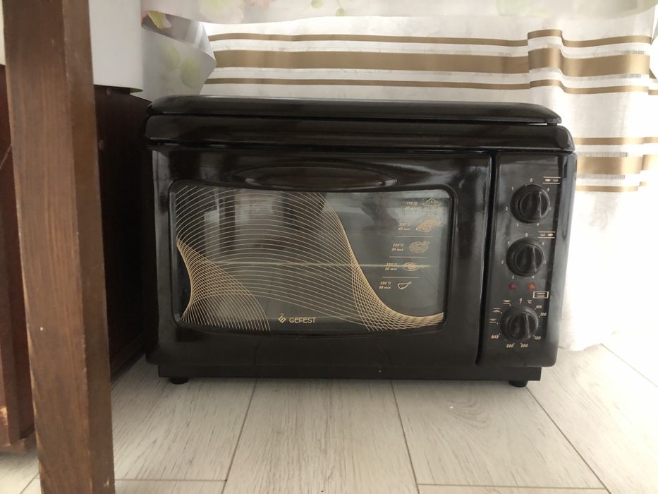 Продам электроплиту