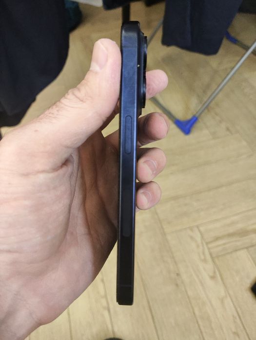 15 pro 1tb blue titanium
