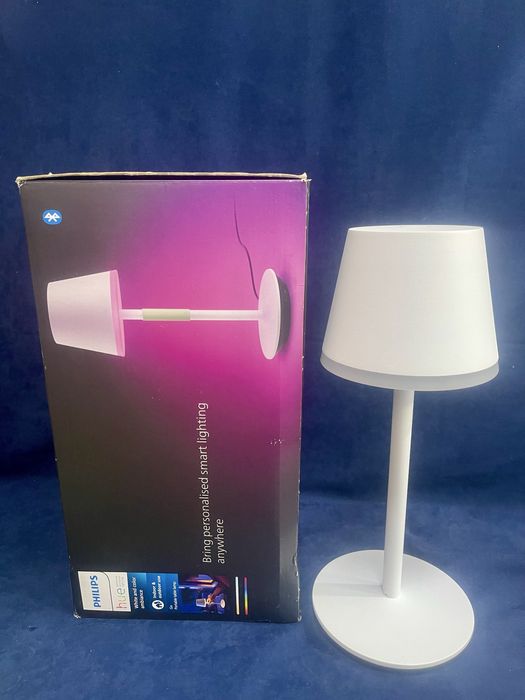 Смарт настолна лампа LED Philips Hue