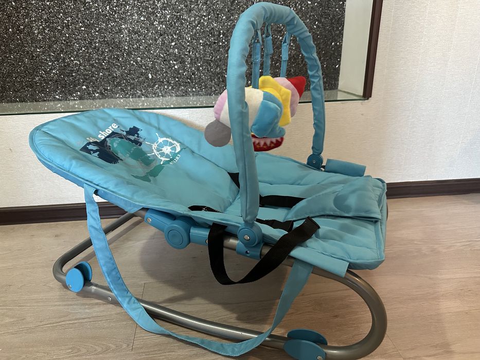 Шезлонг детский