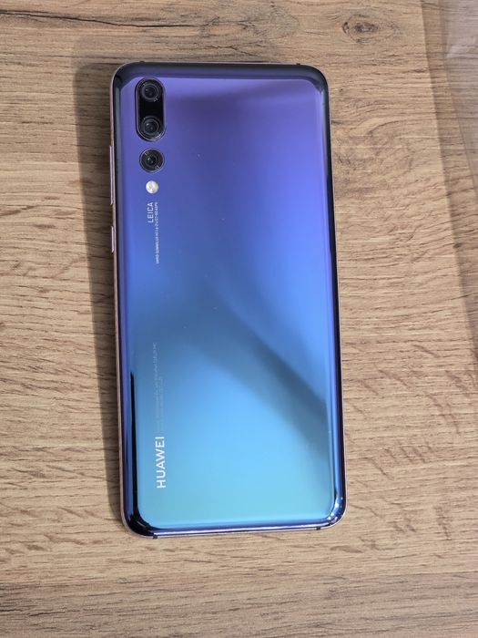 Телефон Huawei p20pro