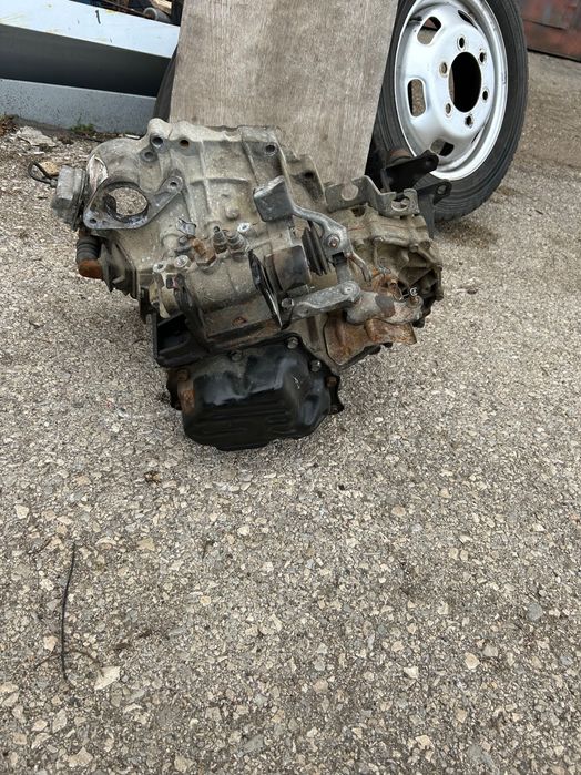 Скоростна кутия за Тойота Авенсис!2.0 кубика 116 к.с!Без пета скорост!